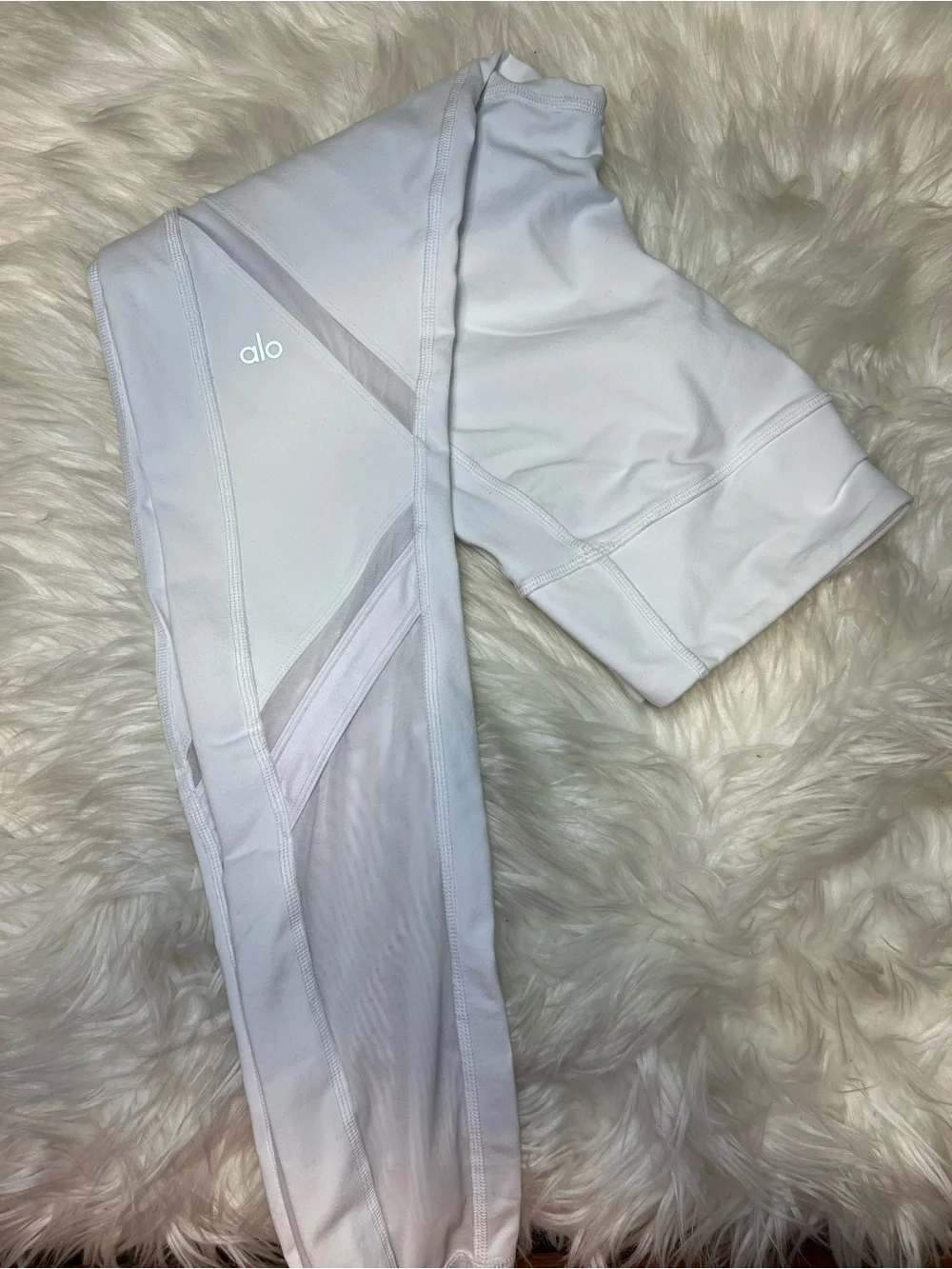 Alo leggings mesh designs